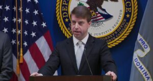 FBI ngăn chặn âm mưu khủng bố đêm Giao thừa ở North Carolina