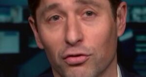 Thị trưởng Minneapolis phản hồi về phát biểu của bà Noem liên quan đến vụ nổ súng 35 Thị trưởng Minneapolis phản hồi về phát biểu của bà Noem liên quan đến vụ nổ súng