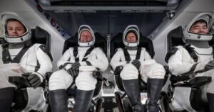 NASA Chuẩn Bị Đưa Phi Hành Đoàn-11 Trở Về Từ Trạm Không Gian Quốc Tế