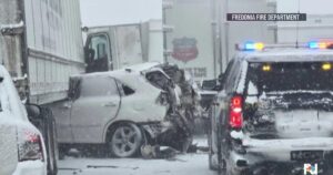 Bão Tuyết ập đến, hàng triệu người Mỹ đối mặt giá rét khắc nghiệt 8 Bão Tuyết ập đến, hàng triệu người Mỹ đối mặt giá rét khắc nghiệt