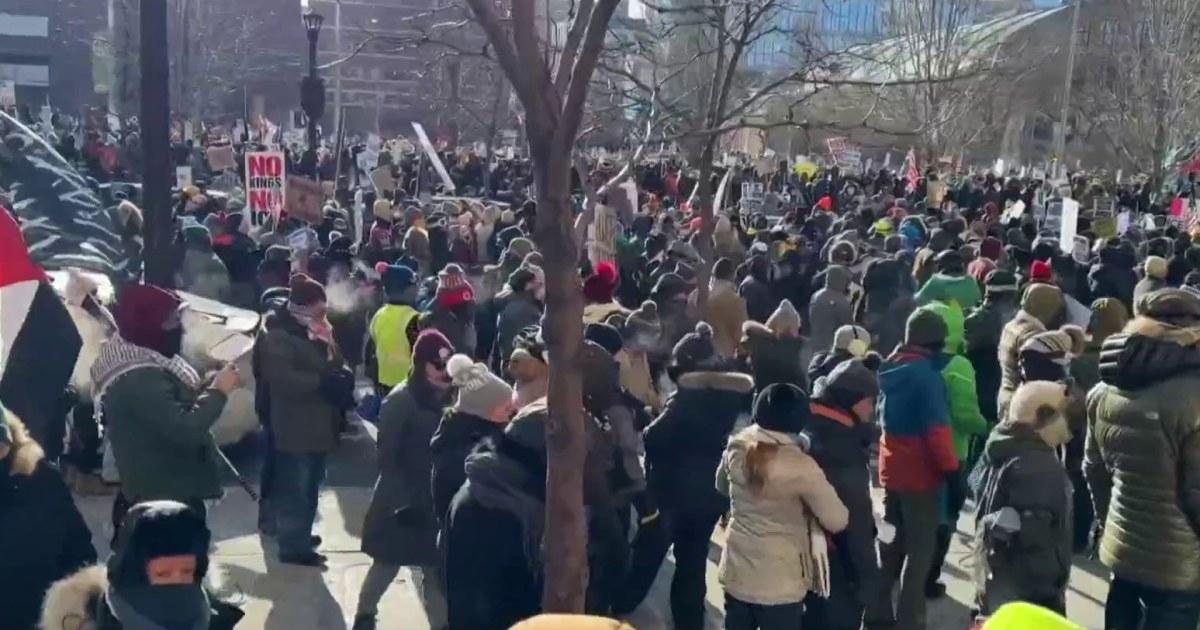 Hàng ngàn người biểu tình chống ICE ở Minneapolis 1 1769212417540 nn mve thousands at anti ice protest minneapolis 260123 1920x1080 3d6i9i