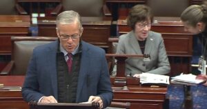 Thượng Viện Hoa Kỳ thông qua gói chi tiêu, cho phép đàm phán tài trợ DHS 32 Thượng Viện Hoa Kỳ thông qua gói chi tiêu, cho phép đàm phán tài trợ DHS