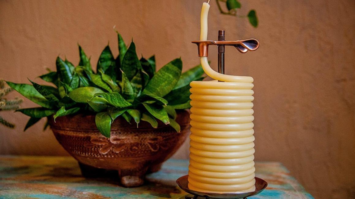 Năm Mới, Xanh Hơn: 20 Món Đồ Khởi Đầu Cho Kế Hoạch Bảo Vệ Môi Trường 1 18321953 candle