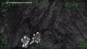 Giải cứu hai du khách mắc kẹt trên vách đá Point Reyes 35 Giải cứu hai du khách mắc kẹt trên vách đá Point Reyes