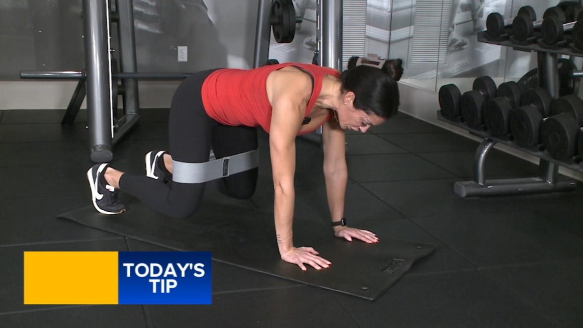 Tập thể dục với dây kháng lực 1 18366746 010126 wpvi fitness tips video vid