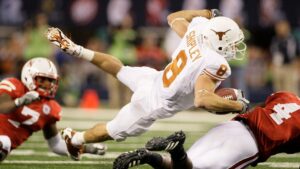 Cựu cầu thủ bóng bầu dục Jordan Shipley bị bỏng nặng trong tai nạn tại trang trại 2 Cựu cầu thủ bóng bầu dục Jordan Shipley bị bỏng nặng trong tai nạn tại trang trại