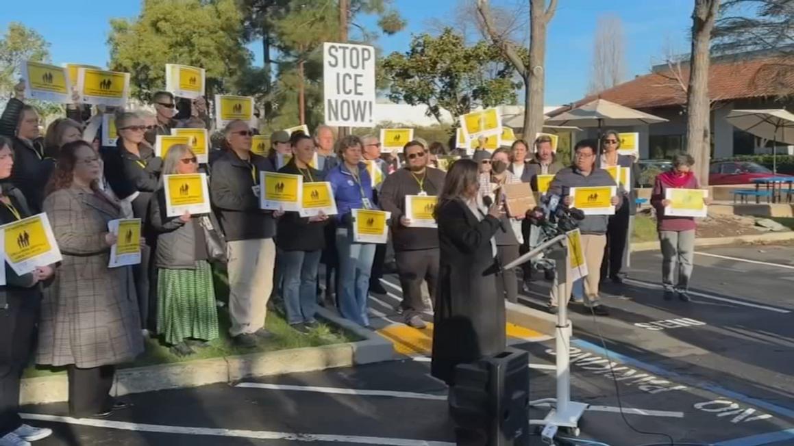 18375003 010826 kgo south bay ice img