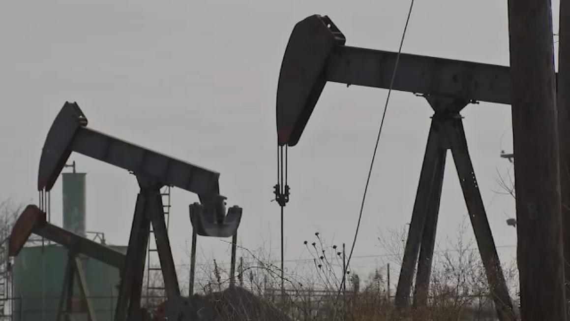 18377064 010926 ktrk oil img