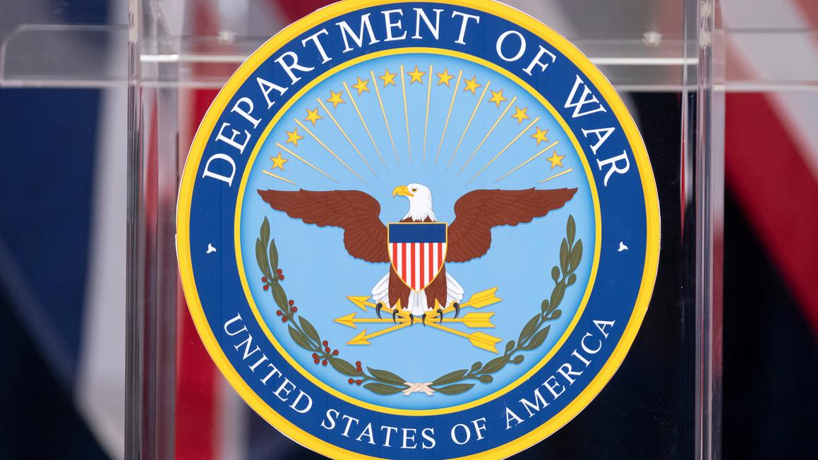 18377422 010926 cc ap department of war img