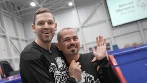 Vận động viên tranh tài tại Winter Games với Special Olympics NJ