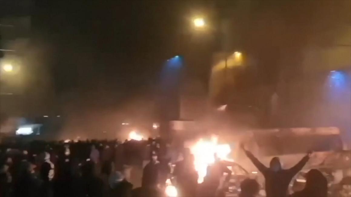 18386494 011025 wls iran protest n1 vid 1