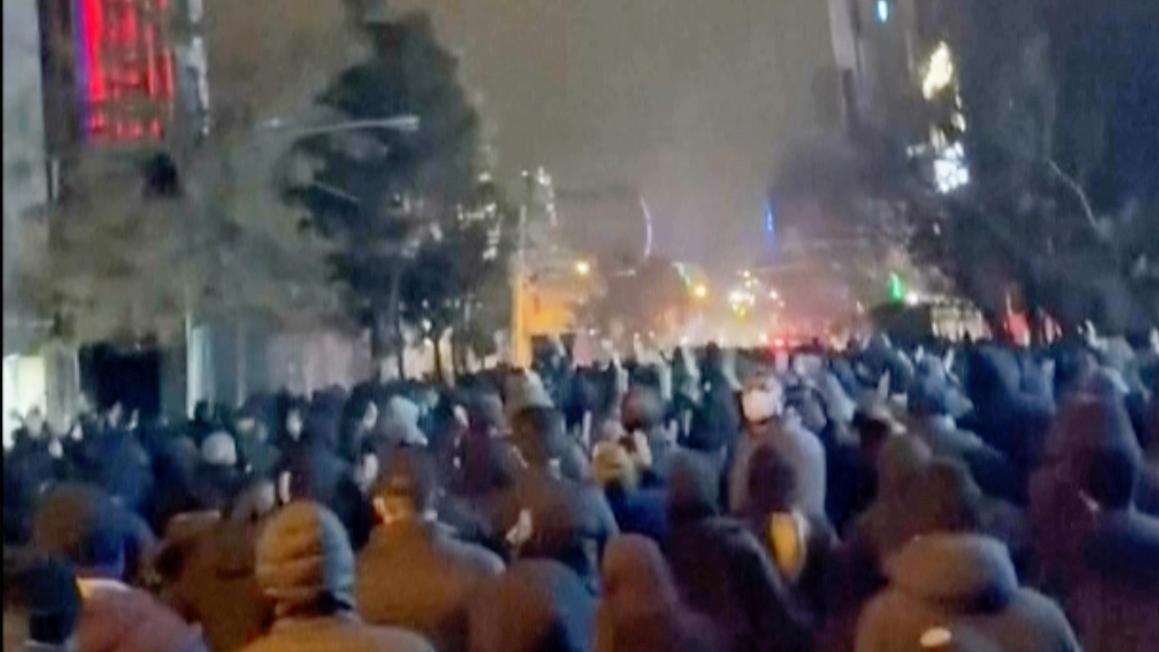 18390648 011225 cc ap iran protests img 2