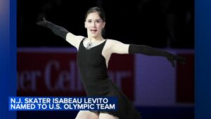 Vận động viên trượt băng Isabeau Levito của hạt Burlington vào đội Olympic Mỹ