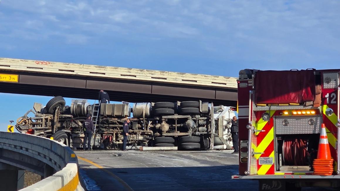 18391526 011226 ktrk eastex crash img