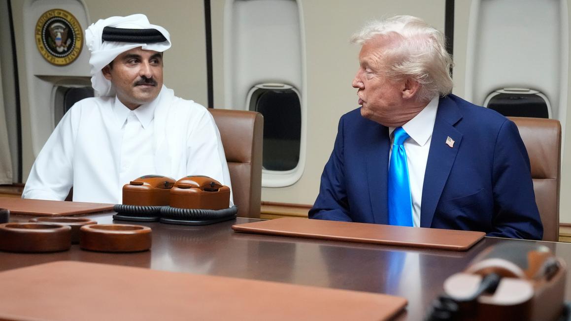 18402253 011426 cc ap iran trump img