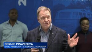 6ABC vinh danh Chủ tịch kiêm Tổng Giám đốc Bernie Prazenica về hưu