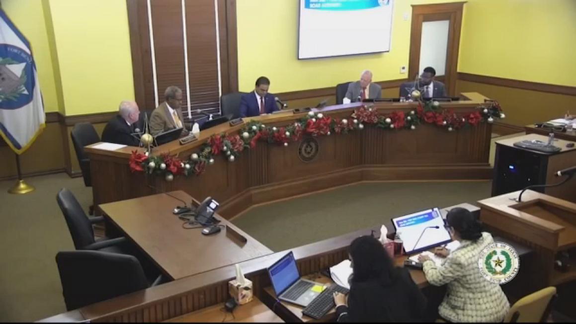 18417768 011626 ktrk fort bend toll road vote img