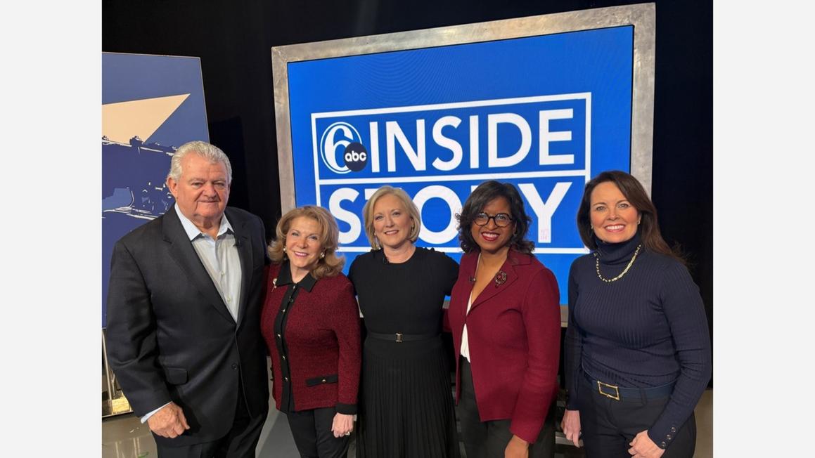 18426935 hawka004 IS PIC 011826