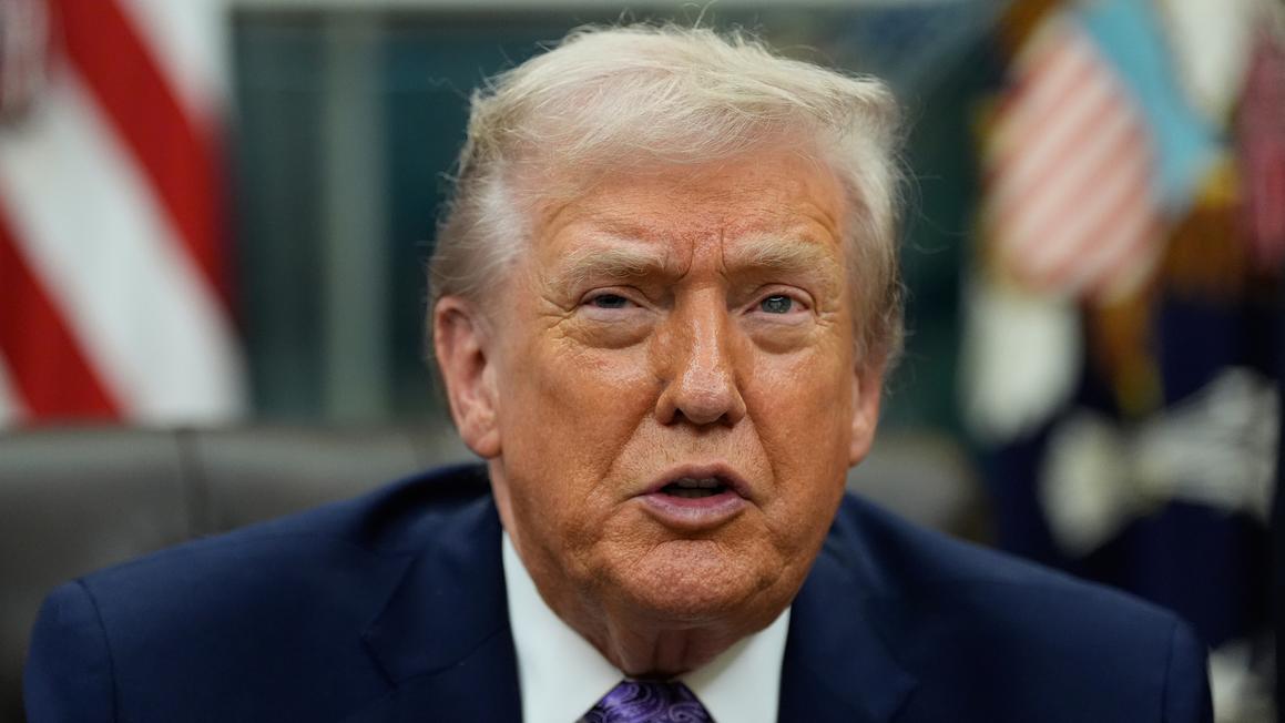 18437354 012026 cc ap trump close up img