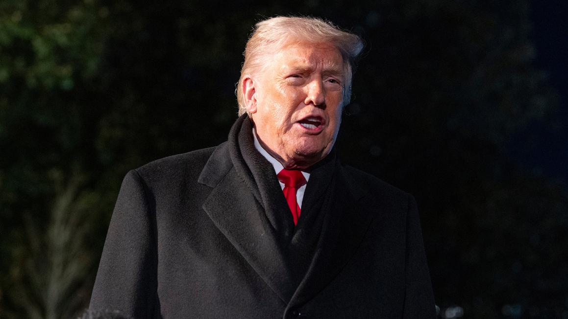 18442710 012126 cc ap trump switzerland img 2