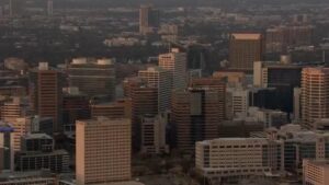 Chính quyền Texas ngừng đơn xin thị thực H-1B, gây lo ngại cho giới lao động y tế và học thuật