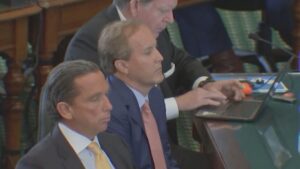 Lãnh đạo giáo dục Texas cân nhắc bắt buộc đọc Kinh Thánh trong trường công