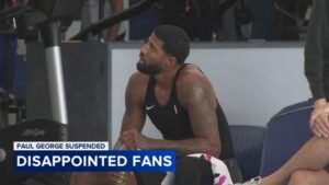 Người hâm mộ thất vọng trước lệnh cấm thi đấu 25 trận của ngôi sao Sixers