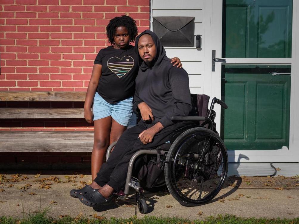 202512260715MCT PHOTO US NEWS HEALTH GUNS BLACK COMMUNITIES 1 KHN