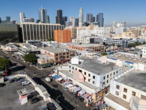 Chính quyền Trump gây chấn động tại Khu Thời trang Los Angeles