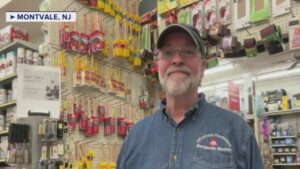 Bão Mùa Đông Dữ Dội Đổ Bộ Lên Miền Trung và Miền Đông Hoa Kỳ