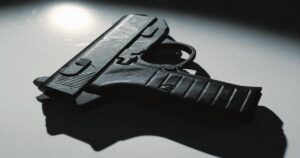 Tòa Tối Cao Hoa Kỳ Xem Xét ‘Luật Ma Cà Rồng’ về Quyền Sử Dụng Súng tại Hawaii