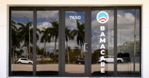 Hạ Viện Mỹ bỏ phiếu thông qua việc gia hạn quỹ Obamacare, bất chấp sự phản đối từ Thượng Viện