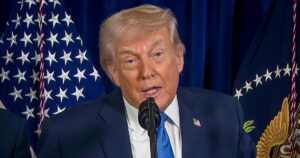 Tổng Thống Donald Trump tuyên bố Mỹ sẽ 'quản lý' Venezuela sau khi bắt giữ Maduro 23 Tổng Thống Donald Trump tuyên bố Mỹ sẽ ‘quản lý’ Venezuela sau khi bắt giữ Maduro