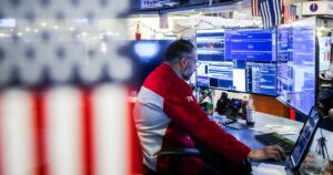 Giá dầu tăng sau khi Hoa Kỳ can thiệp vào Venezuela 14 Giá dầu tăng sau khi Hoa Kỳ can thiệp vào Venezuela