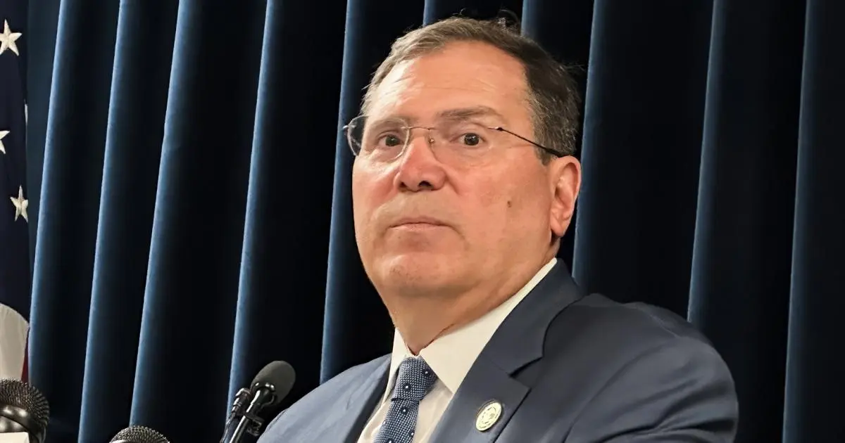 Thẩm phán phán quyết công tố viên liên bang thứ năm do Pam Bondi bổ nhiệm làm việc bất hợp pháp