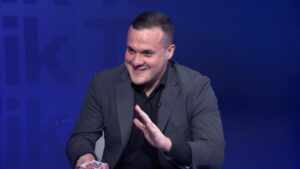 Ảo thuật gia Gianni Palumbo trổ tài với những trò ‘ảo diệu’ trên mạng xã hội