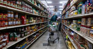 Chi phí sinh hoạt tăng cao tại Mỹ có thể nới rộng khoảng cách giàu nghèo