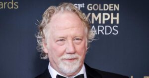 Diễn viên Timothy Busfield ra đầu thú sau cáo buộc lạm dụng tình dục trẻ em
