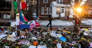 Giới Chức Liên Bang Điều Tra Vụ Nổ Súng ICE ở Minneapolis, Điều Tra Bạn Đời Nạn Nhân