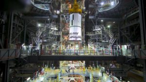 Vụ xả súng ở Minneapolis: Hai trẻ em nhập viện sau khi cảnh sát liên bang dùng hơi cay