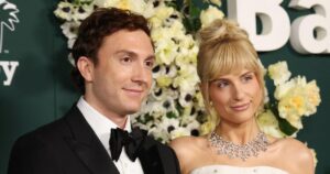 Meghan Trainor và Daryl Sabara Chào Đón Con Thứ Ba Nhờ Mang Thai Hộ