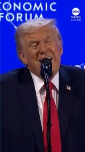 Tổng Thống Donald Trump: Yêu cầu ‘một miếng băng’ để đổi lấy Greenland