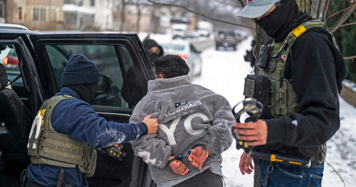 Số vụ bắt giữ và trục xuất người nhập cư không có tiền án ở Mỹ tăng vọt 1 260127 minneapolis border patrol arrest mn 1525 c21538