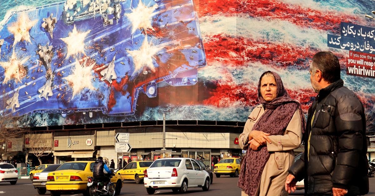 Tổng Thống Trump cảnh báo Iran: Thời gian không còn nhiều cho thỏa thuận hạt nhân, Hạm đội Mỹ sẵn sàng cho 'bạo lực' 1 260128 tehran rs a6eb96