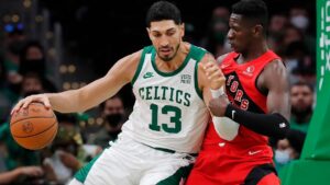 Enes Kanter Freedom: Tôi đến Mỹ vì giấc mơ bóng rổ, ở lại vì tự do