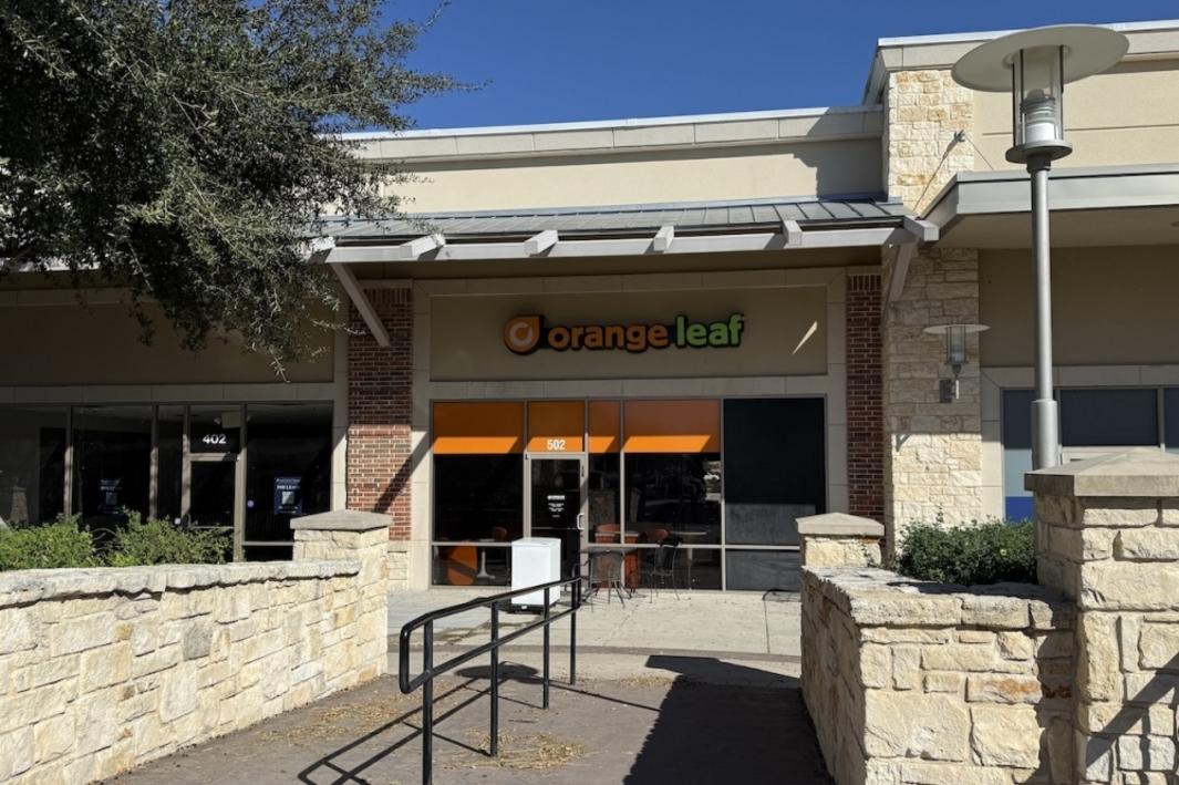 Quán kem Orange Leaf đóng cửa sau 15 năm hoạt động 1 402938