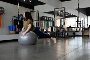 Rebel Pilates: Phương pháp tiếp cận toàn diện cho sức khỏe