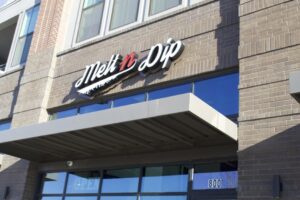 Quán tráng miệng Melt n Dip khai trương tại Richardson