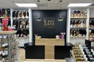 Cửa hàng LaDawn's Beauty Supply khai trương tại Georgetown 18 Cửa hàng LaDawn’s Beauty Supply khai trương tại Georgetown