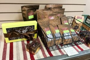 Quán kẹo Dr. Sue’s Chocolate mở cửa trở lại tại Grapevine